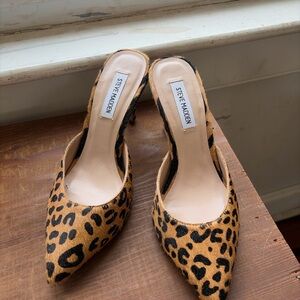 Steve Madden Leopard Print Pointed Toe Slingback Mules - Tan & Black